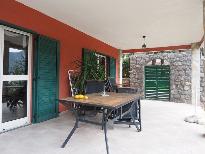 Satış - Ev Kotor, Dobrota