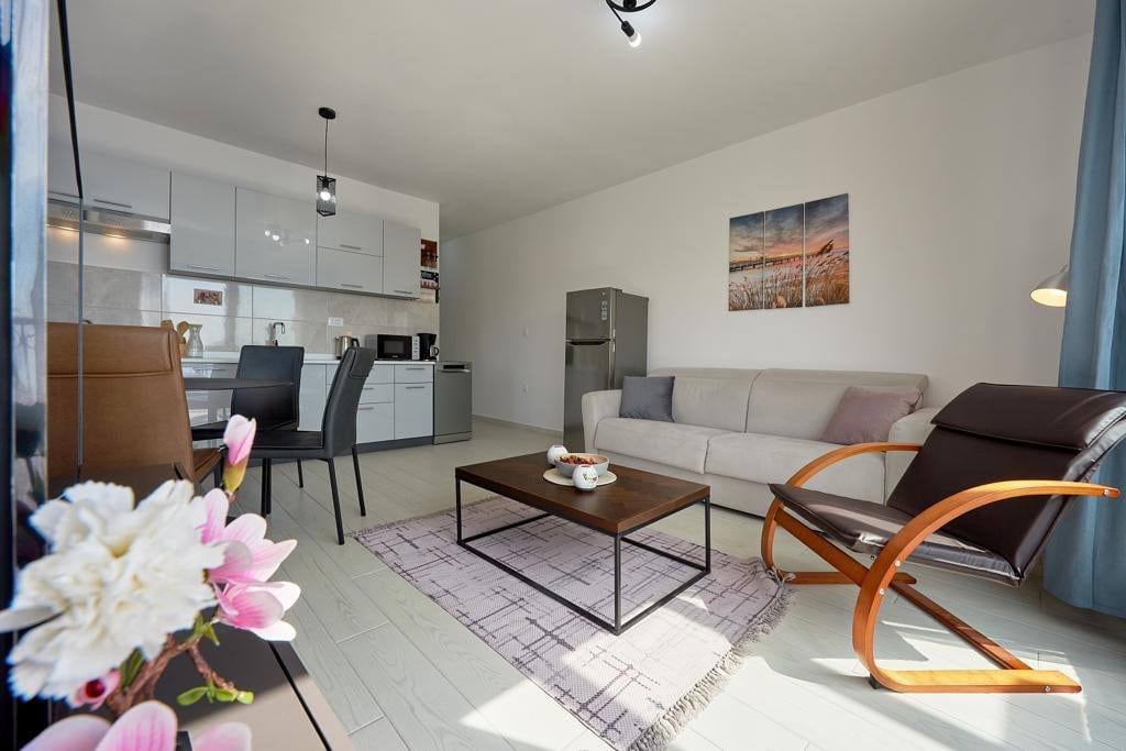 Продаж - Квартира Budva, Pržno