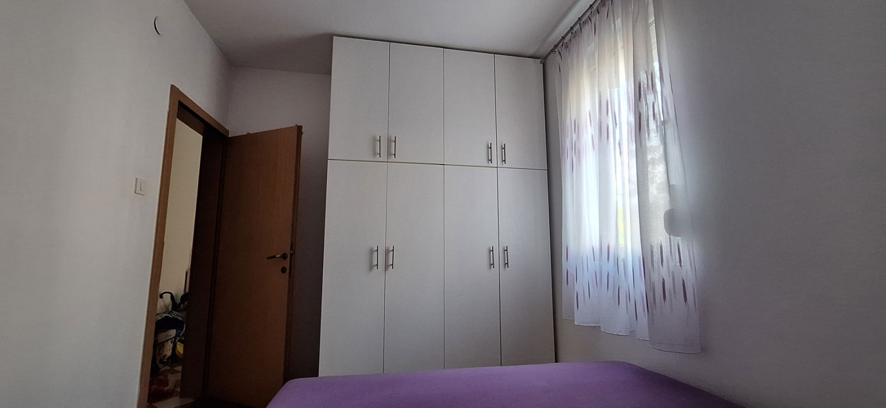d9ccf1e5-98e6-4025-9efe-6ae29bbd7431.jpg