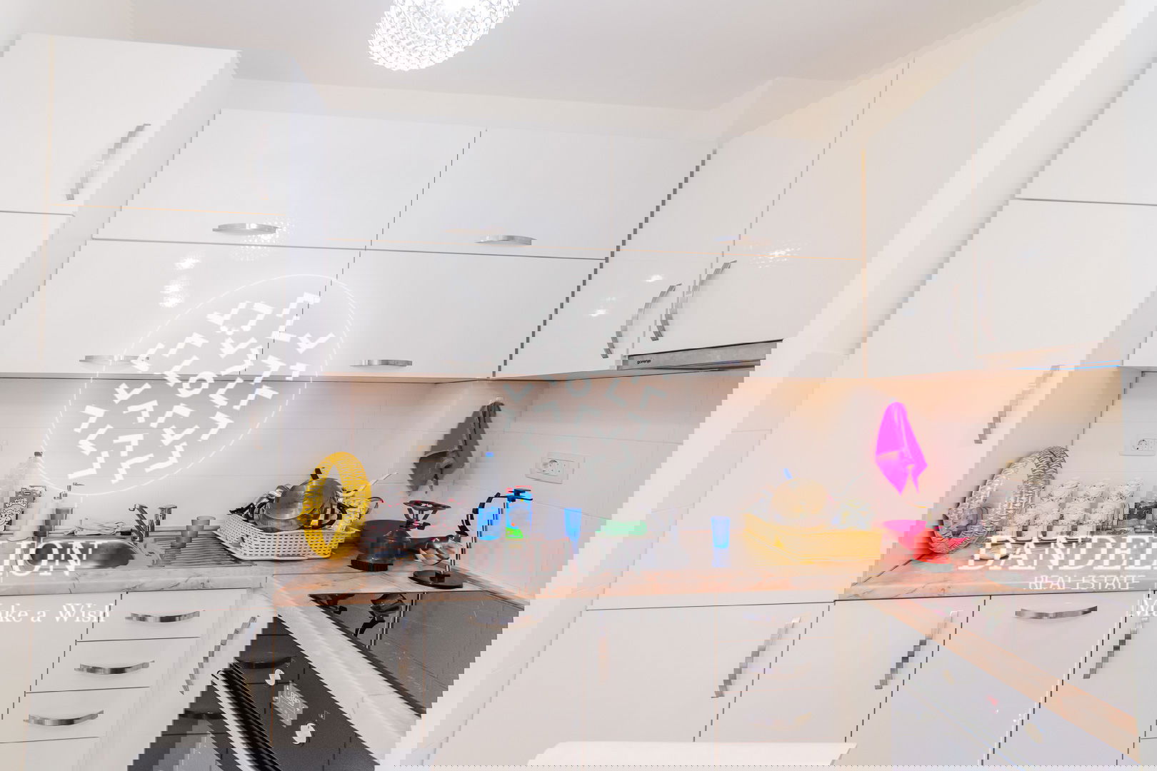 d9e9b4e4-6de4-469b-acb0-67f33738453a.jpg