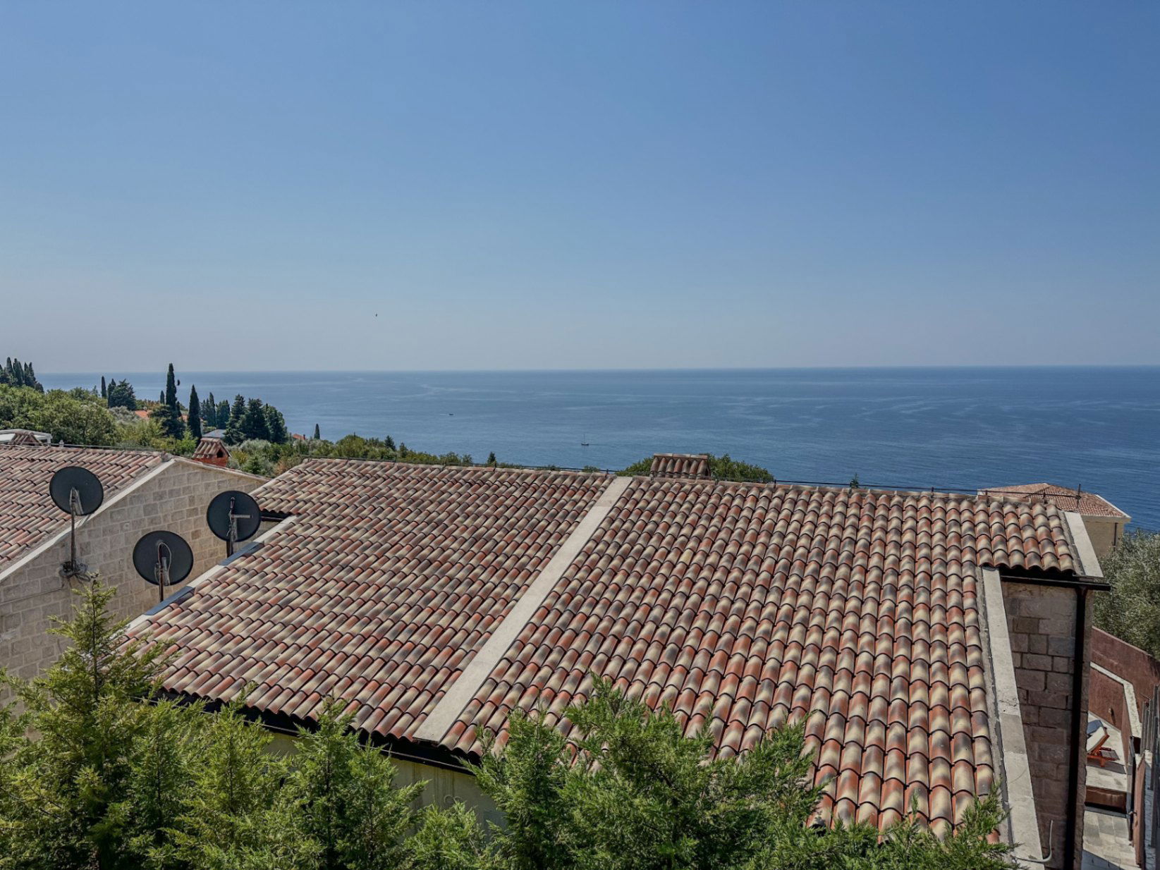 Sale - Apartment Budva, Reževići