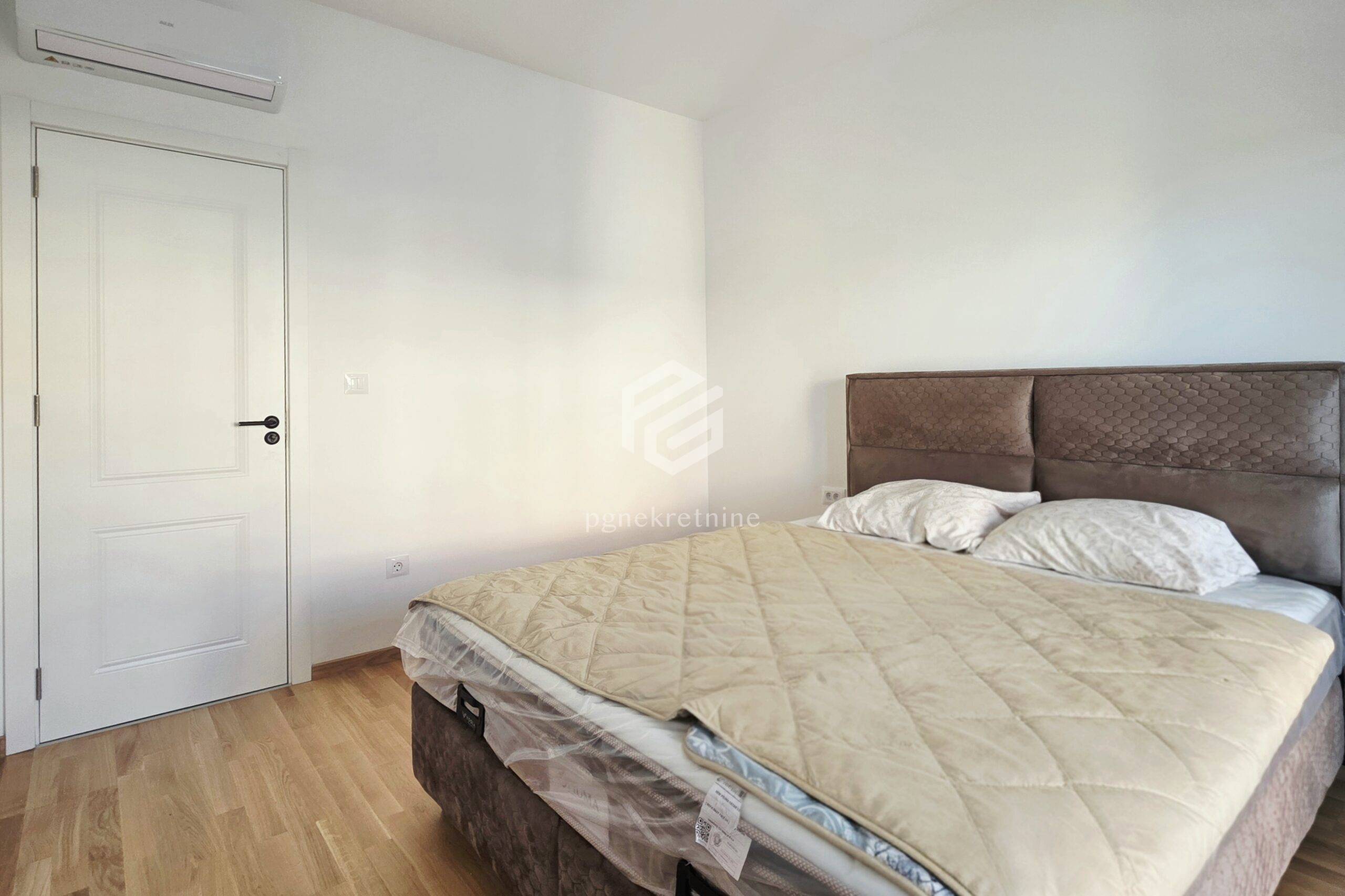da6820cb-ddff-4a98-a3fd-0fee5ec7d872.jpg