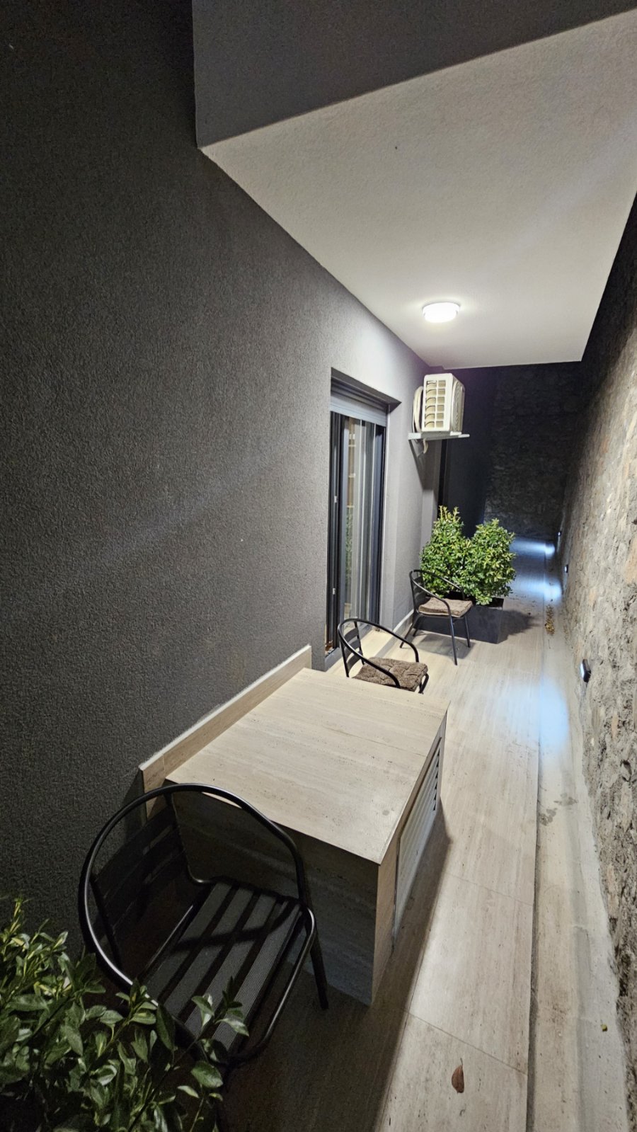 dbaa5e76-dff2-4afa-9c16-3944a0eb9a3e.jpg