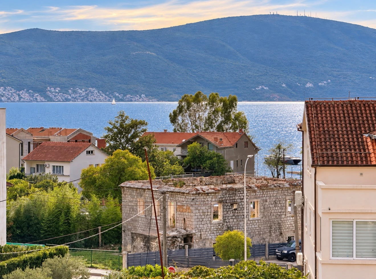 Sale - Apartment Tivat, Donja Lastva
