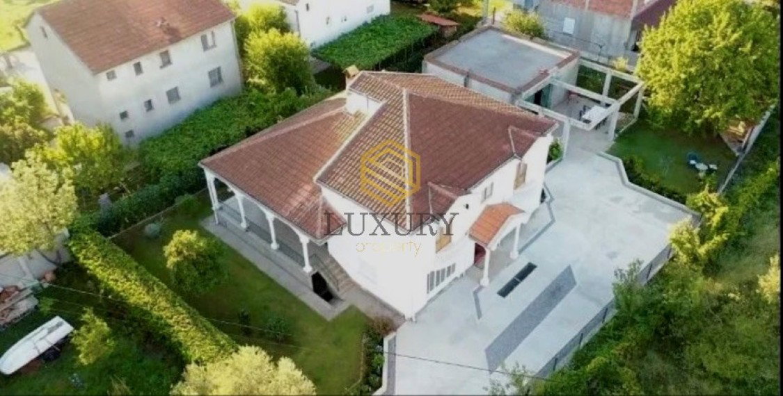 Slika nekretnine 11