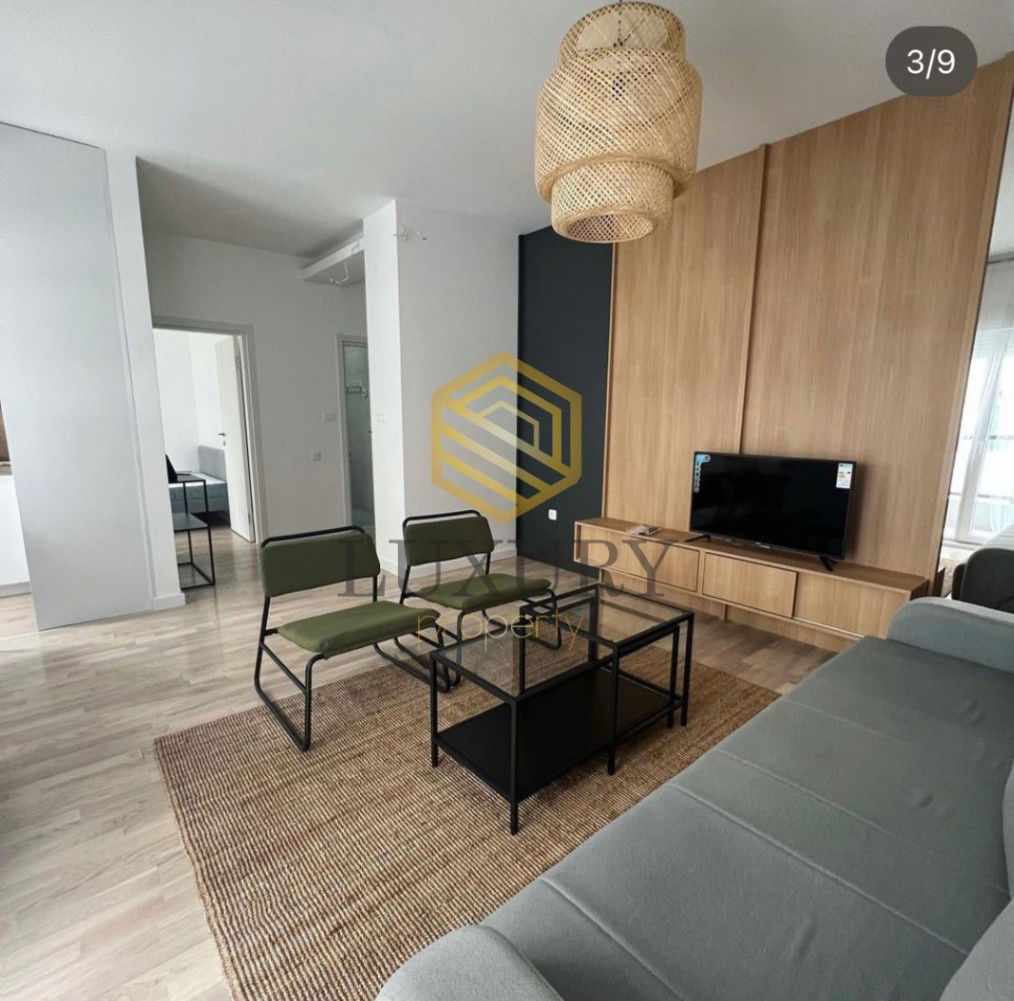 Izdavanje - Stan Podgorica, Cvijetin Brijeg