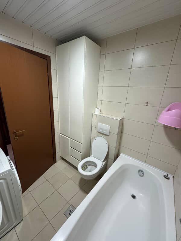 dce843b1-cb08-45df-87b9-d0f9e0c2fef7.jpeg