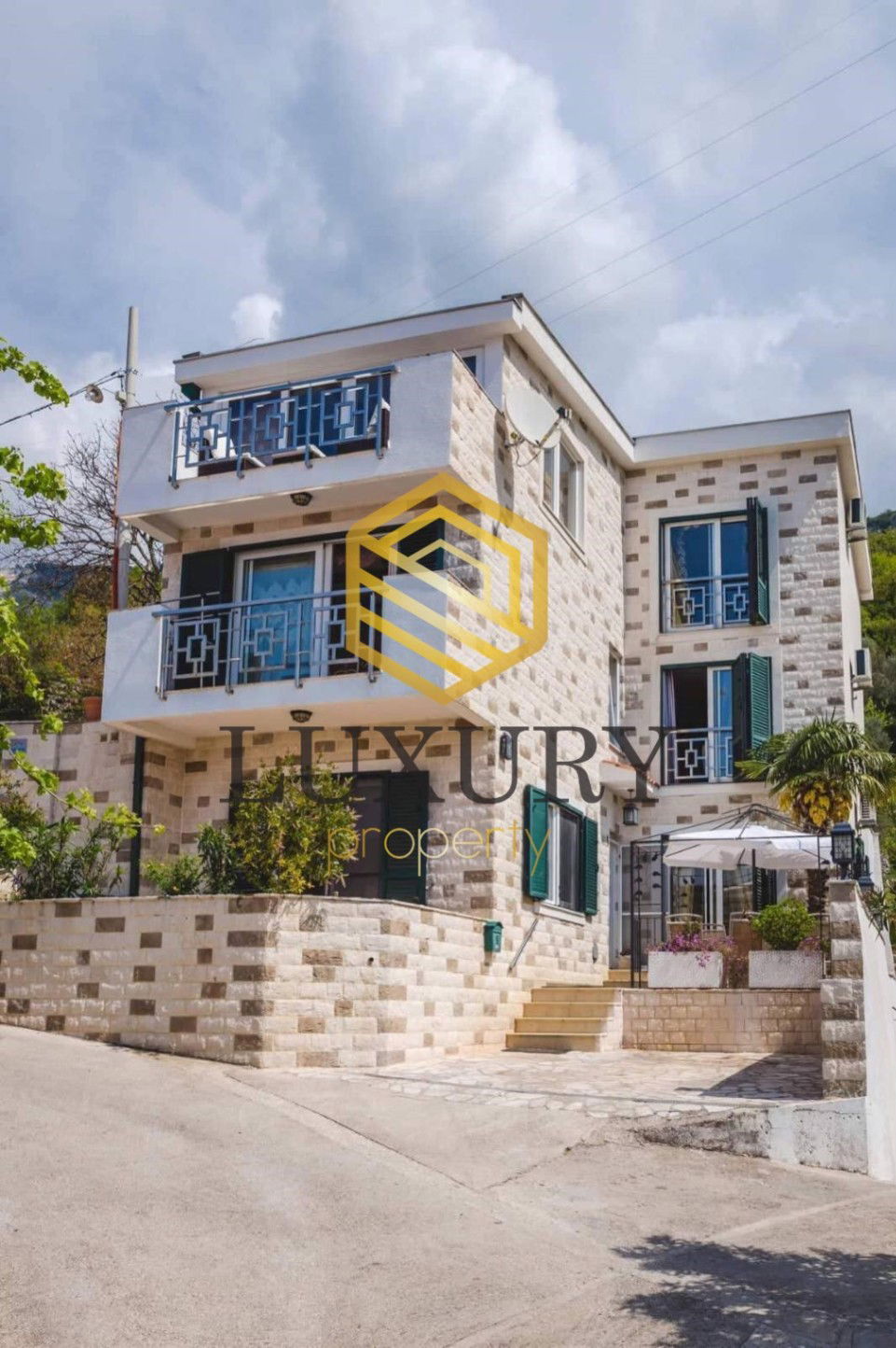 Izdavanje - Kuća Budva, Bečići