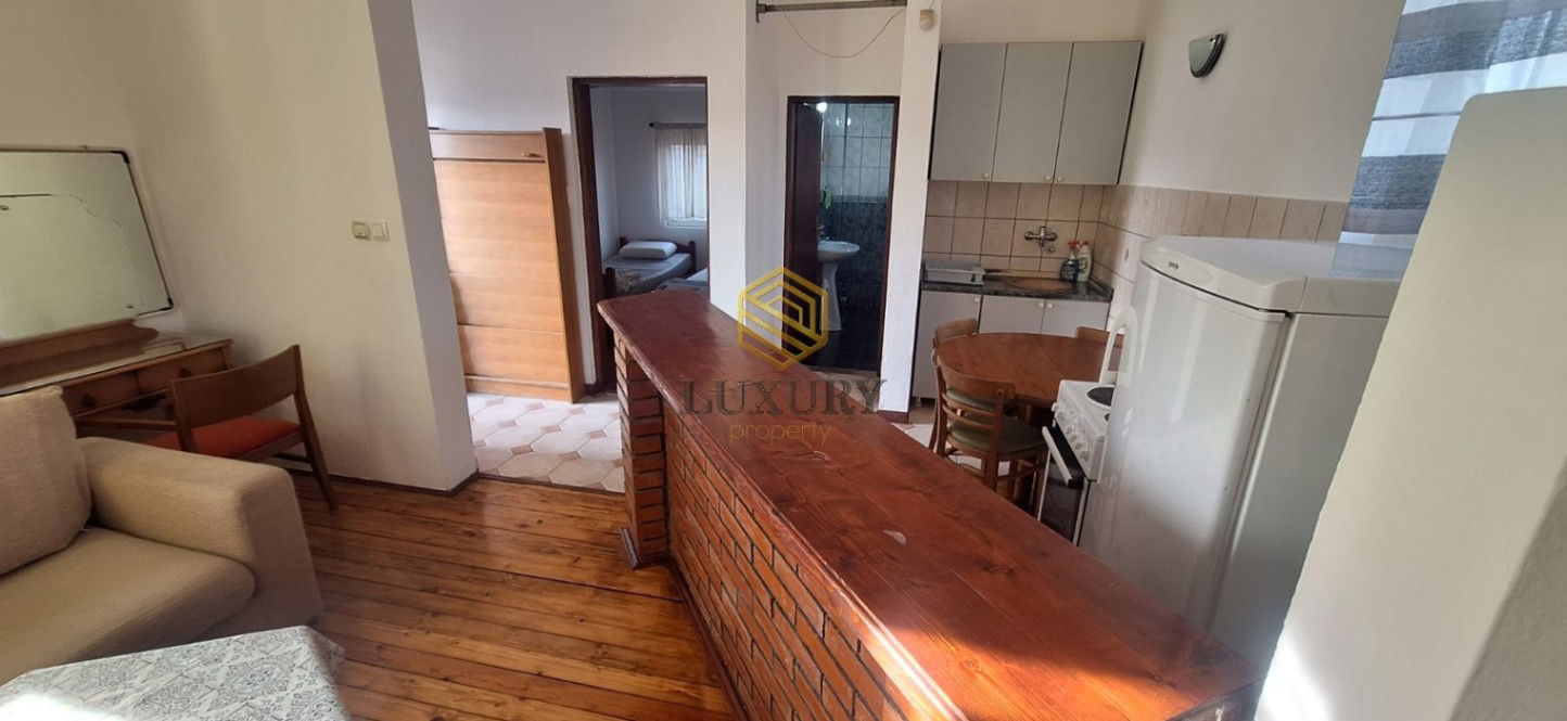 Izdavanje - Stan Podgorica, Stari Aerodrom