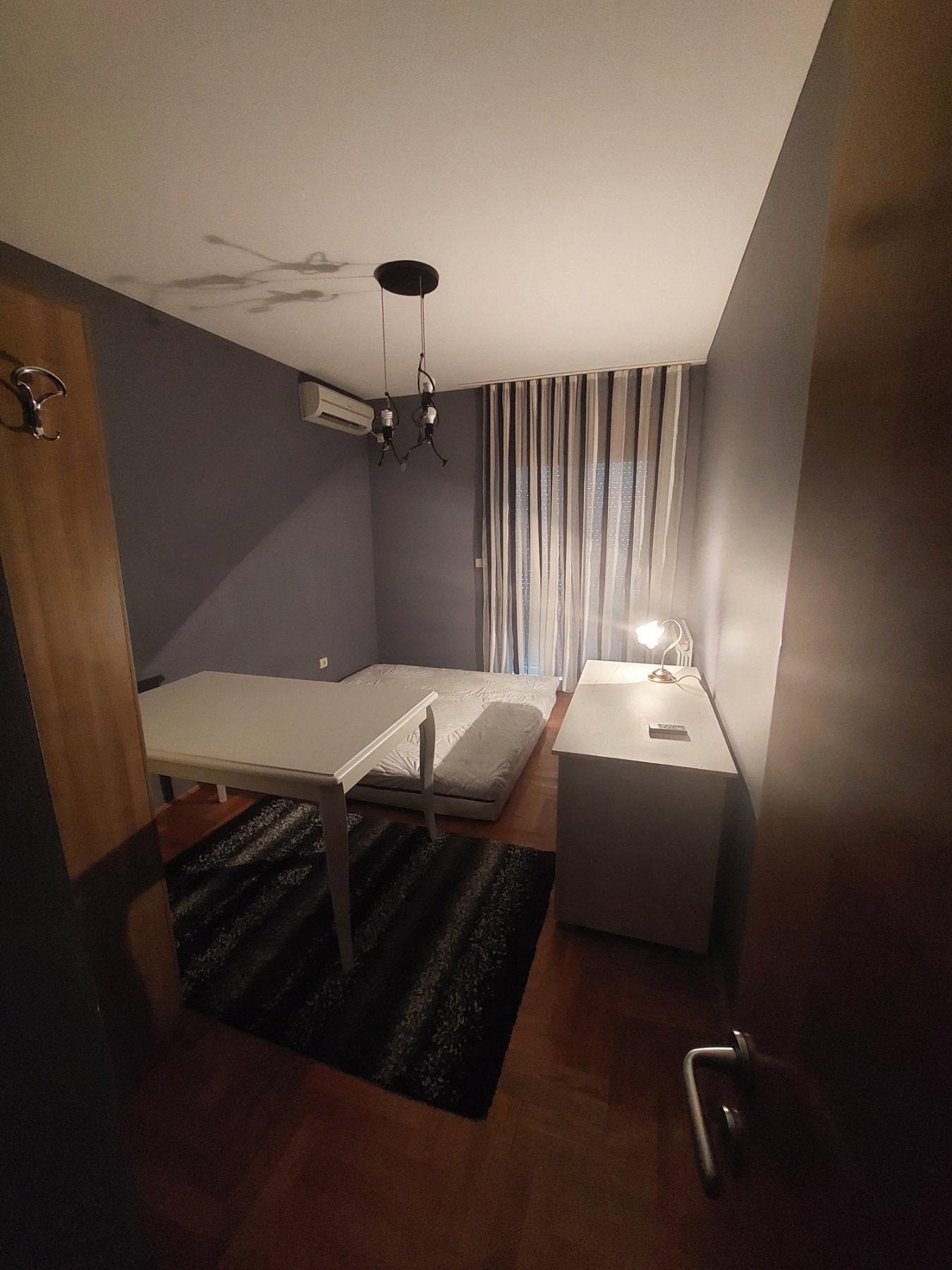dd84880c-1523-442c-9103-394ffeac304e.jpg