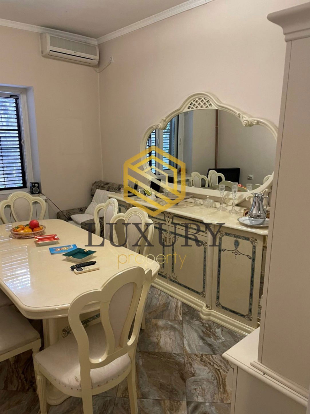 Rent - House Podgorica, Momišići