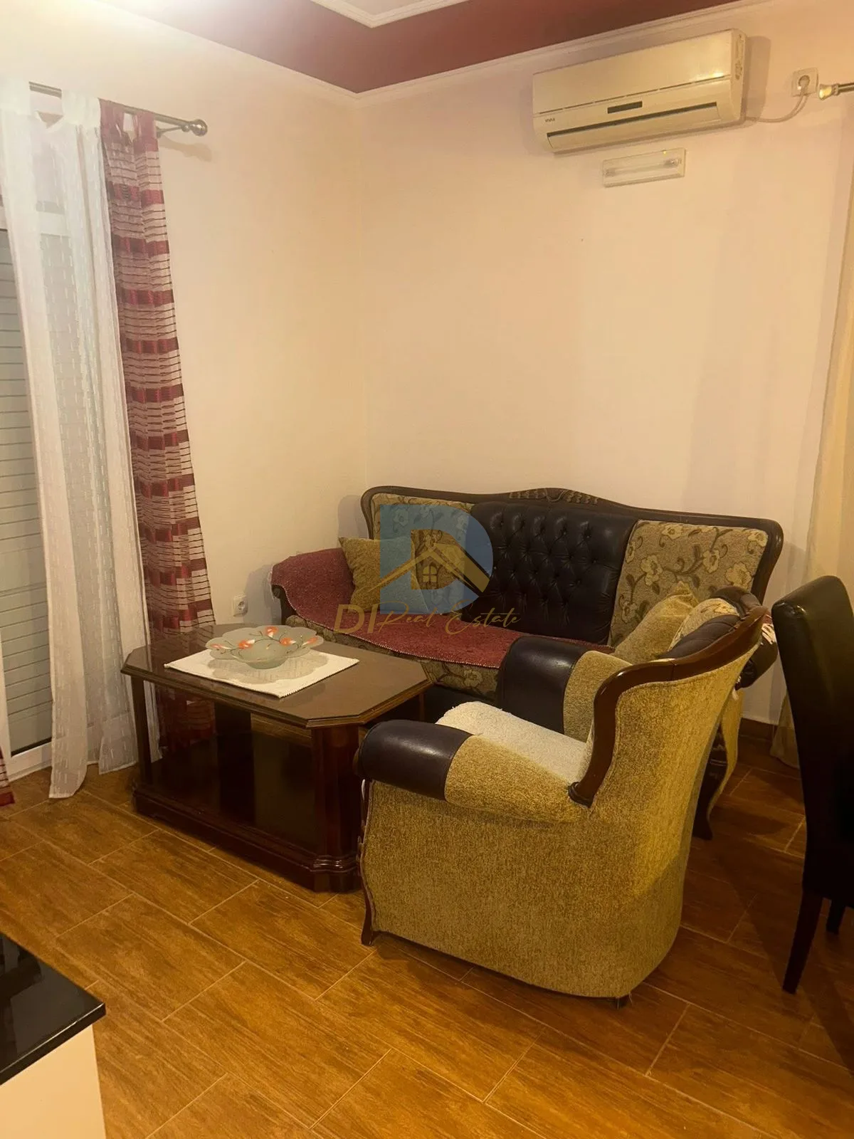 Izdavanje - Stan Tivat, Donja Lastva
