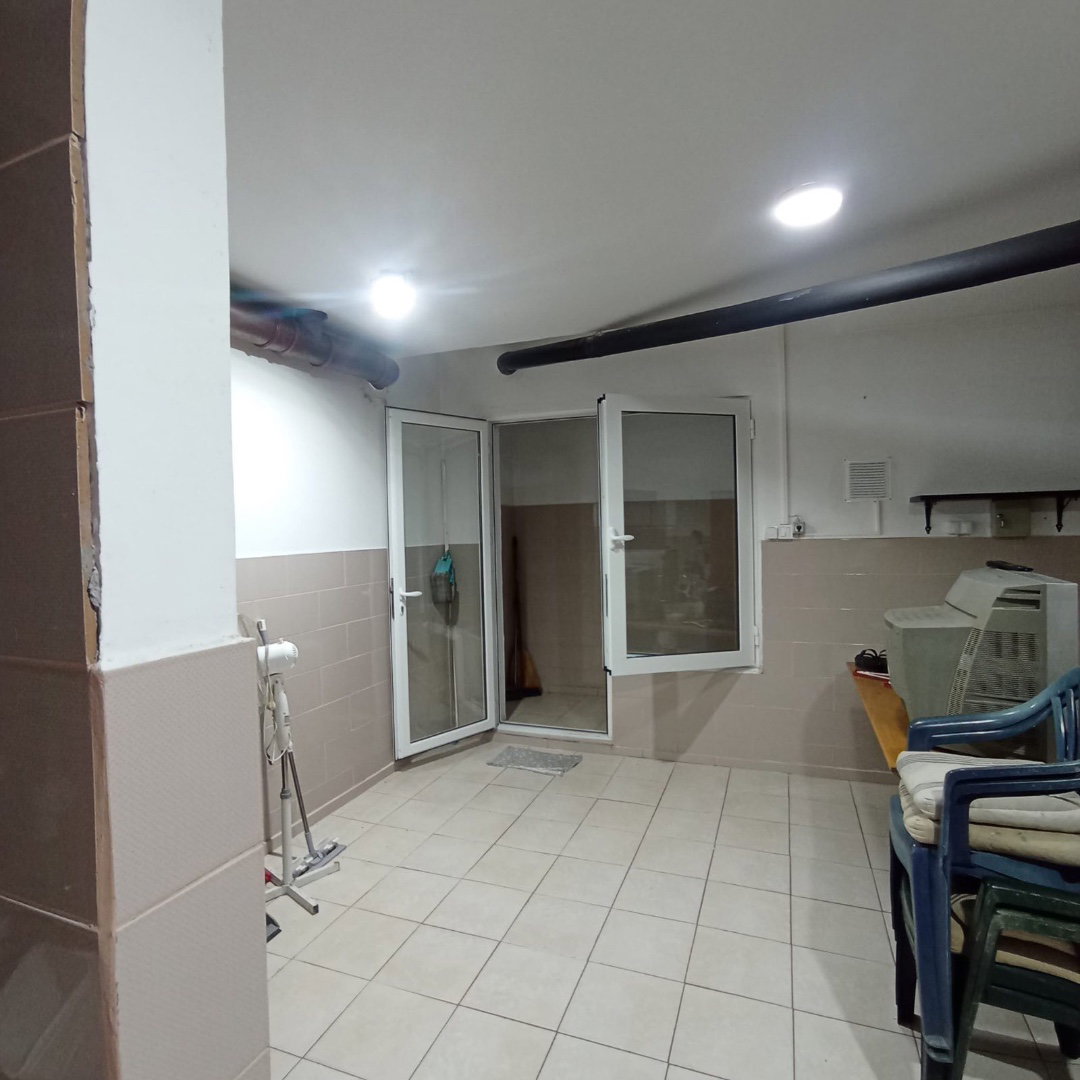 dde41d6c-5f9d-49ec-b843-3bc97cde6feb.jpg