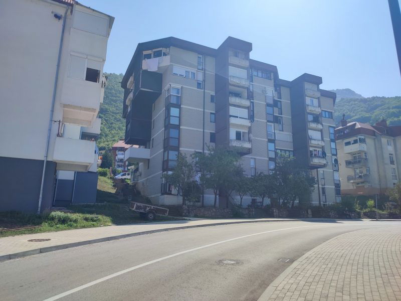 Prodaja - Stan Plužine, Centar