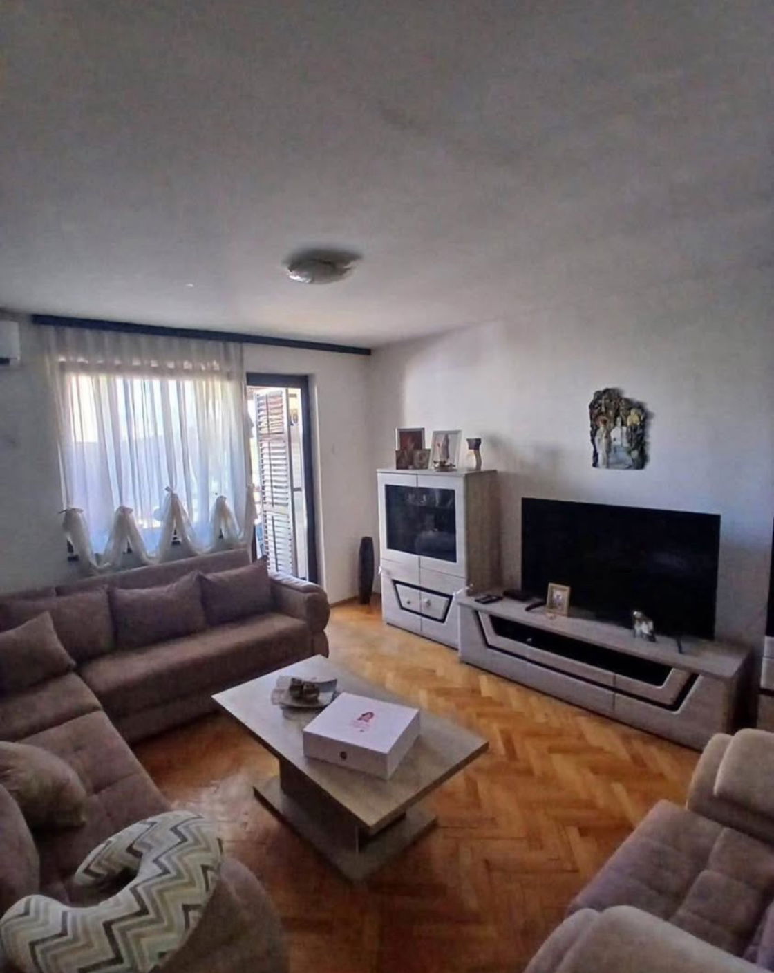 Продажа - Квартира Podgorica, Lepa Kata