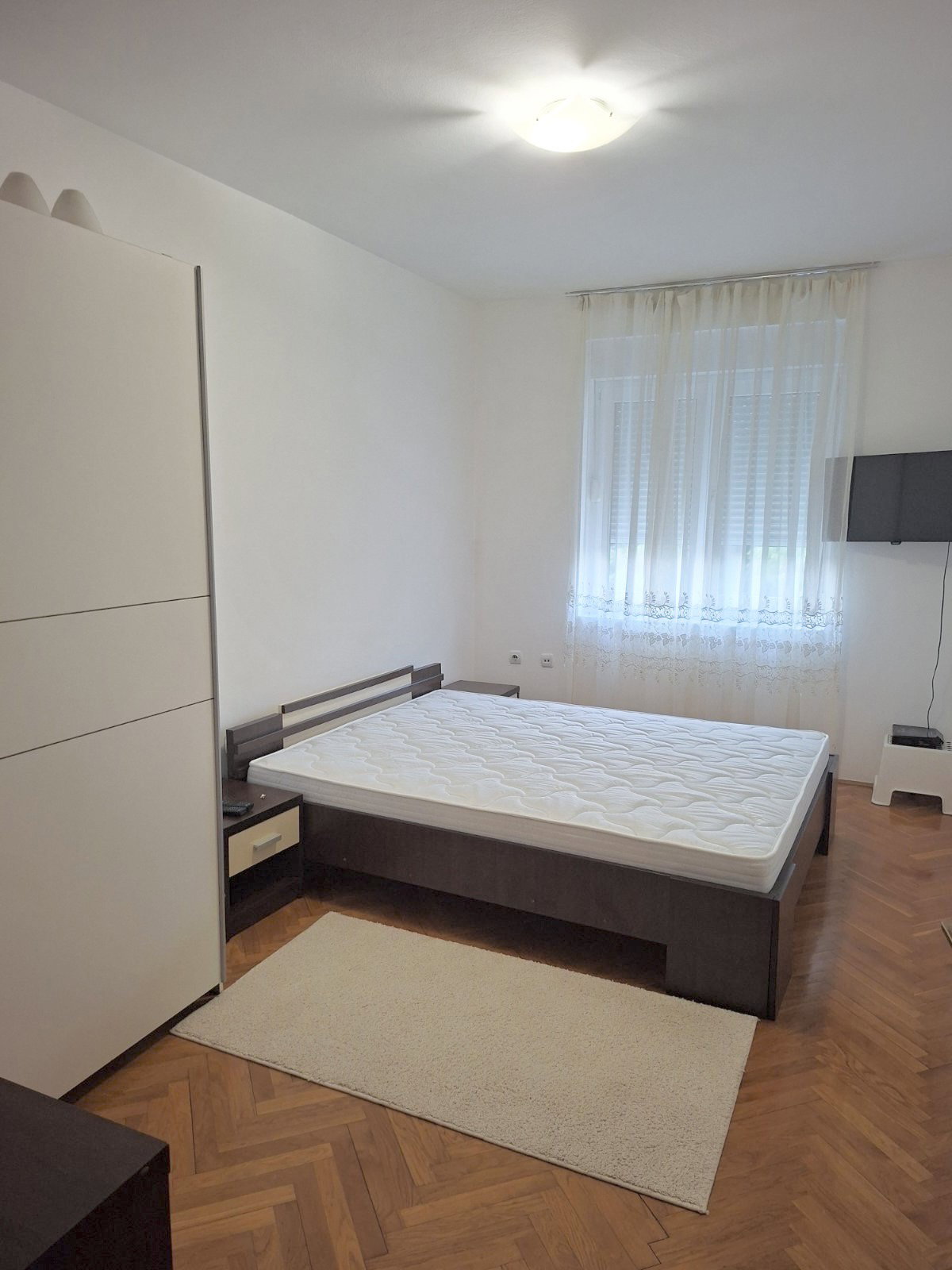 de665377-16bd-4e25-9879-ab7922ef402e.jpg