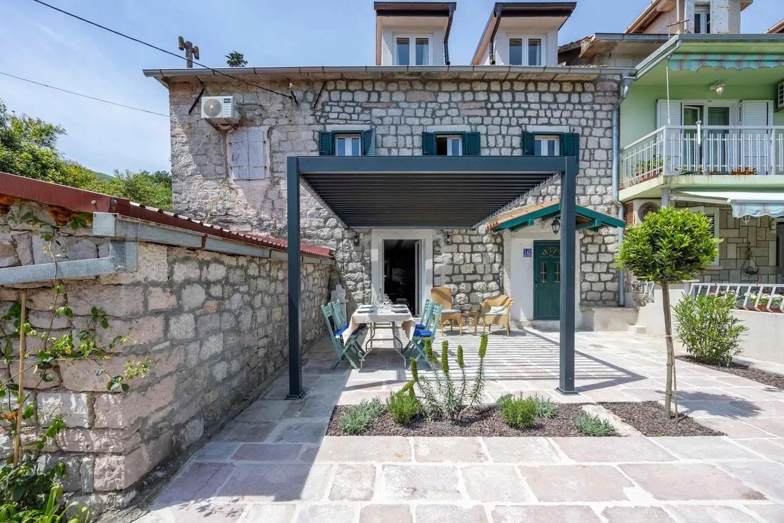 Продажа - Дом Herceg Novi, Kamenari