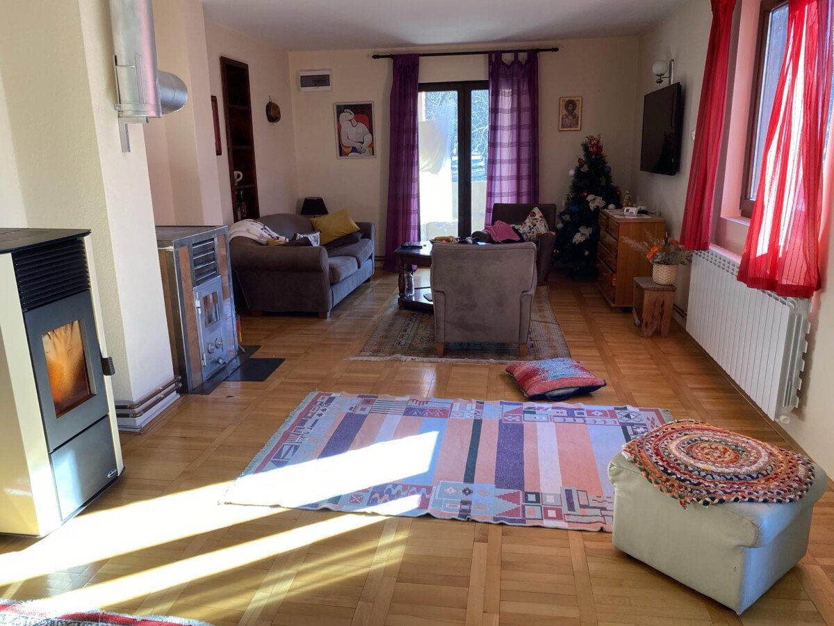 Sale - Apartment Kolašin, Centar