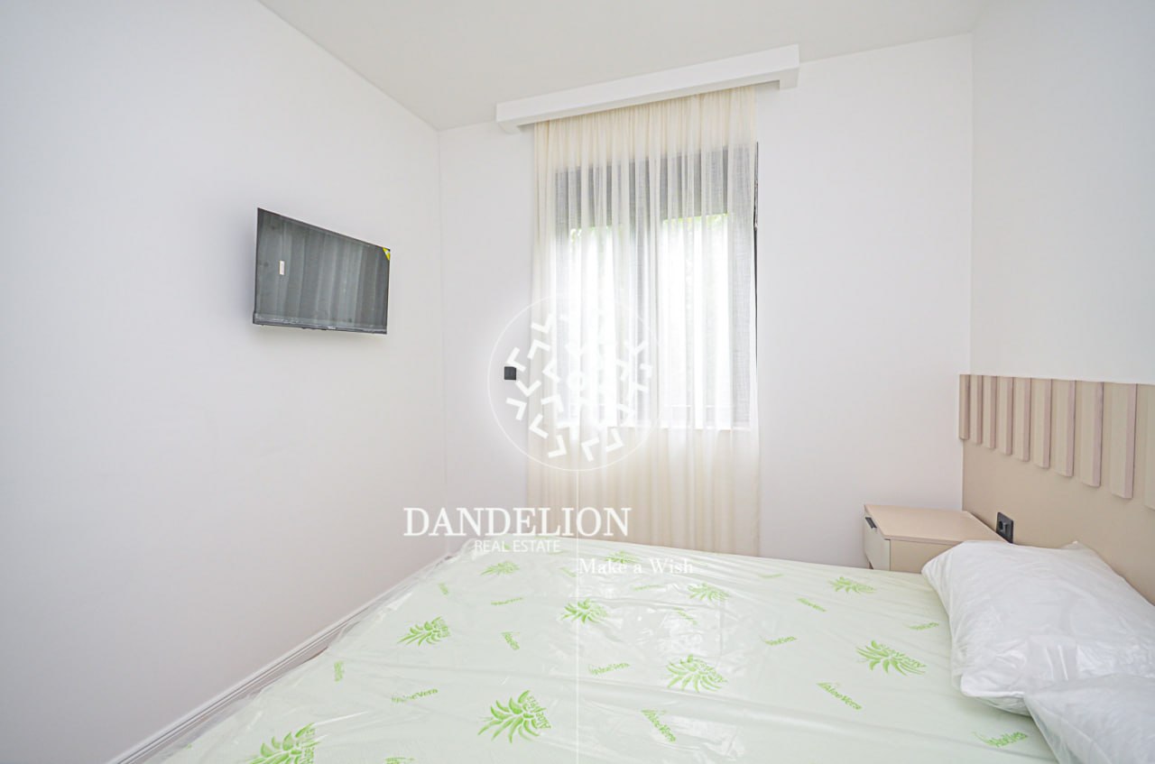 dee51c2a-0e65-42cc-b17a-892eb821c4a8.jpg