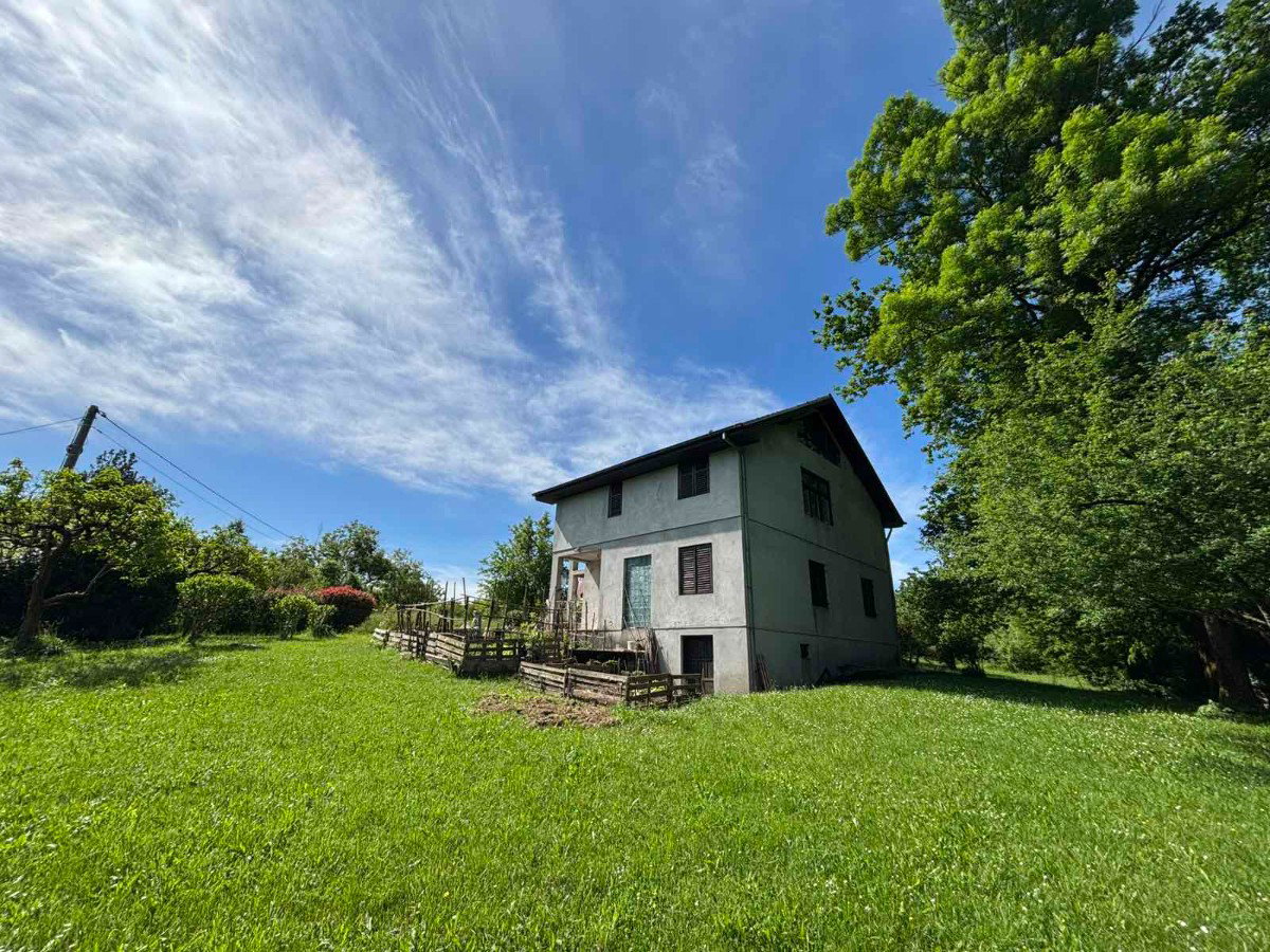 Prodaja - Kuća Danilovgrad, Kosić