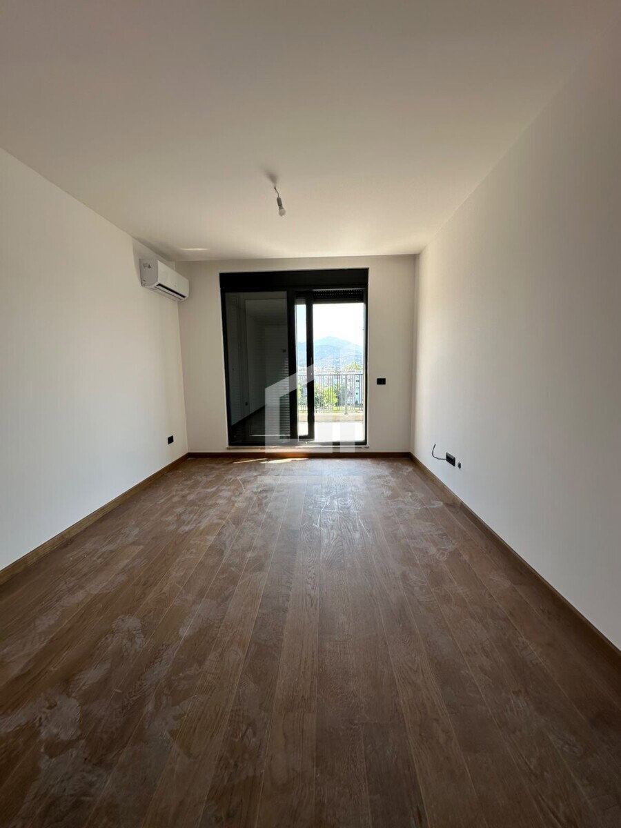 Продажа - Квартира Podgorica, Zagorič