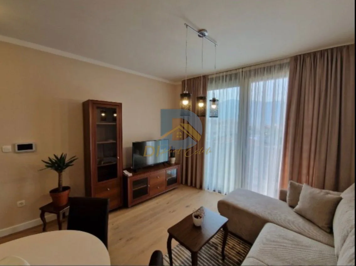 Izdavanje - Stan Tivat, Donja Lastva