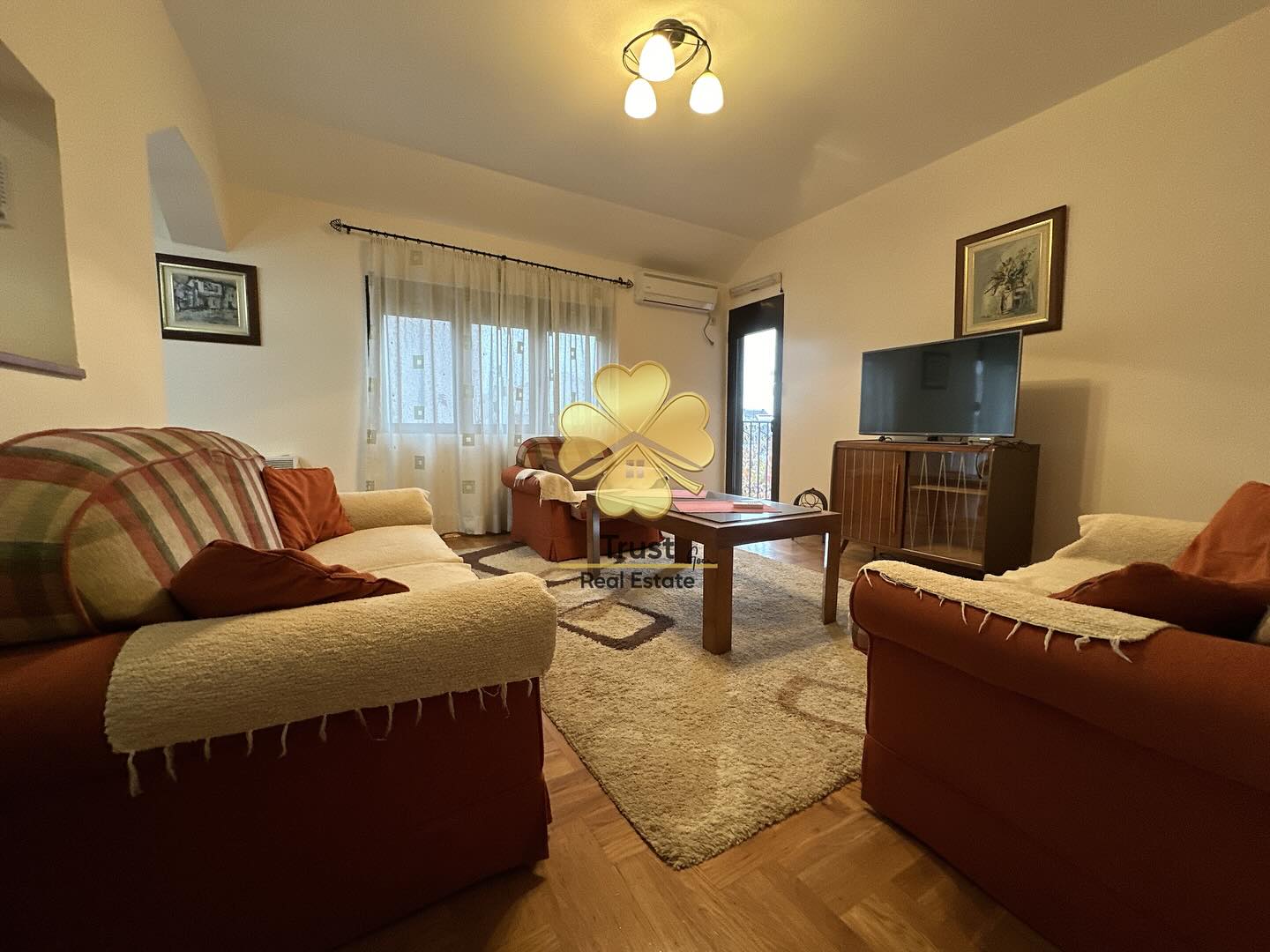 Izdavanje - Stan Podgorica, Stari Aerodrom