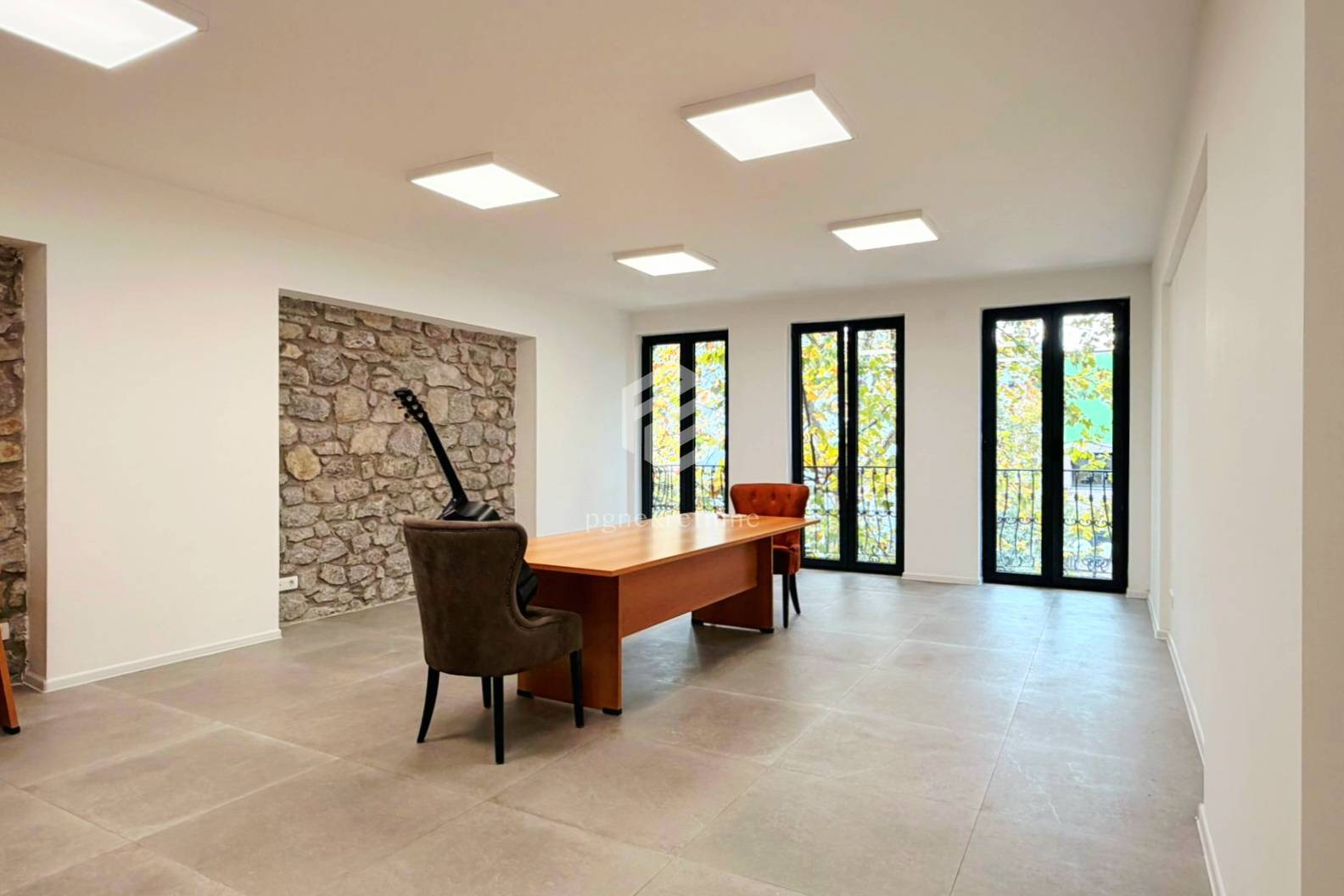 Kiralık - İş yeri Podgorica, Centar