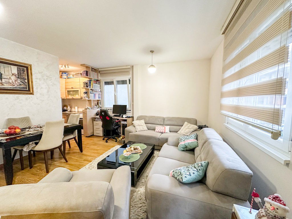 Prodaja - Stan Podgorica, Blok 9