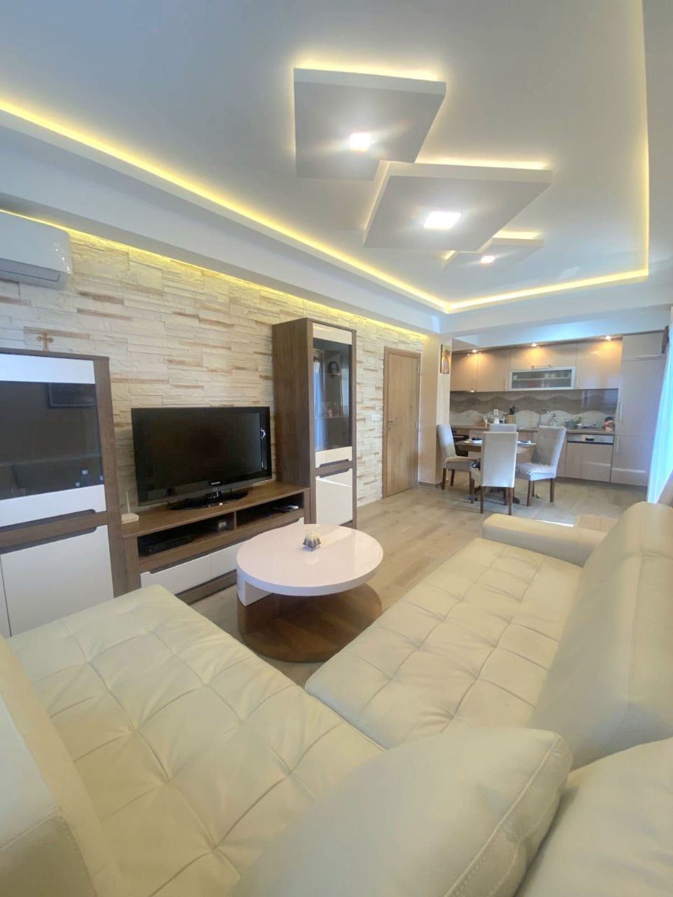 Izdavanje - Stan Herceg Novi, Igalo