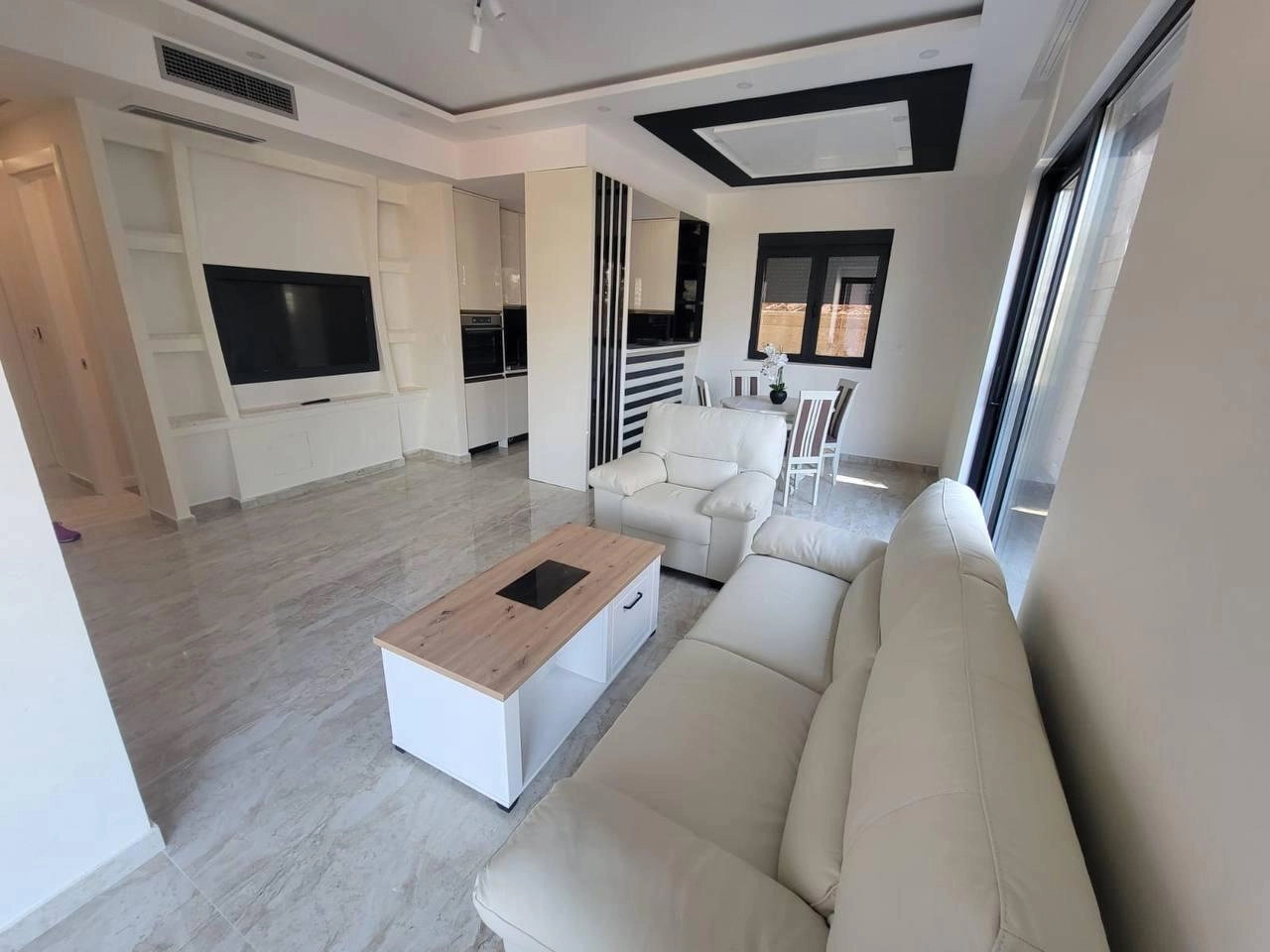 Продажа - Квартира Budva, Centar