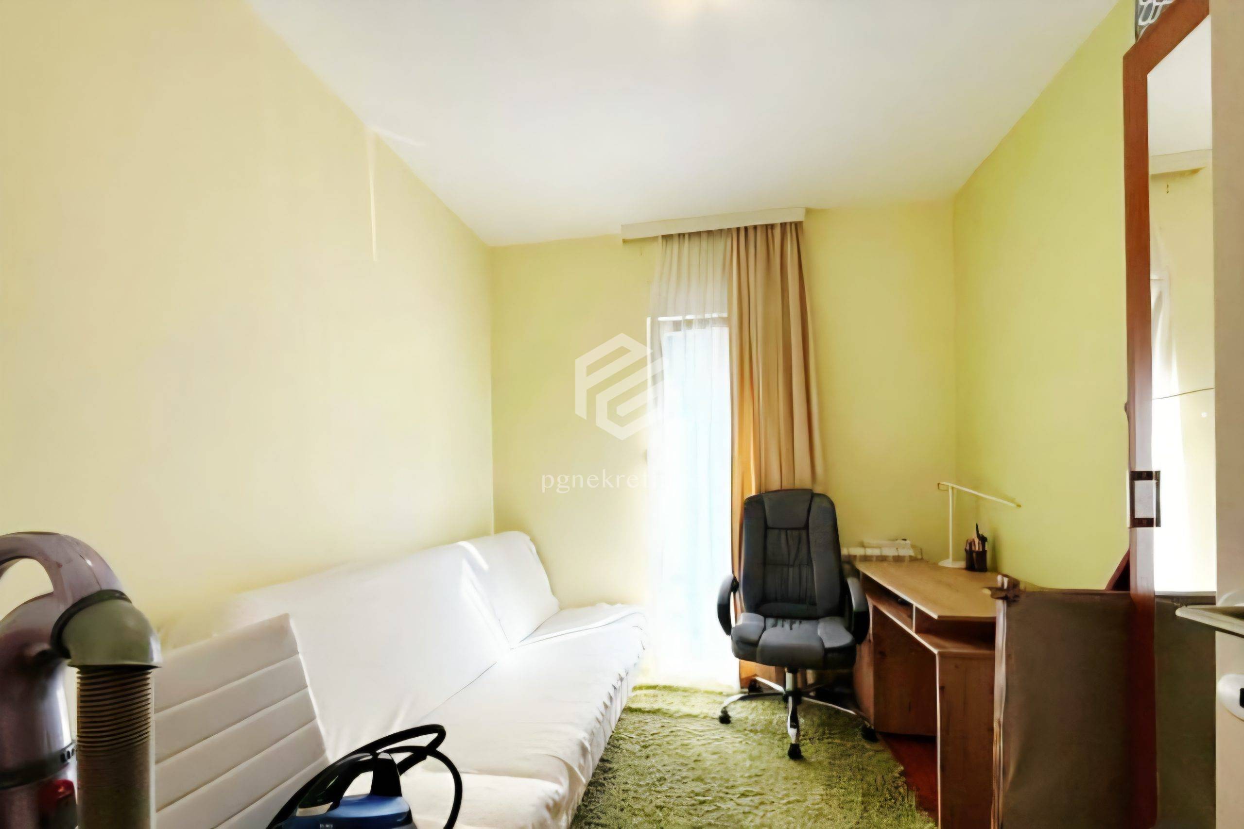 e414dd14-a024-46ea-b385-1cce28f2237c.jpg