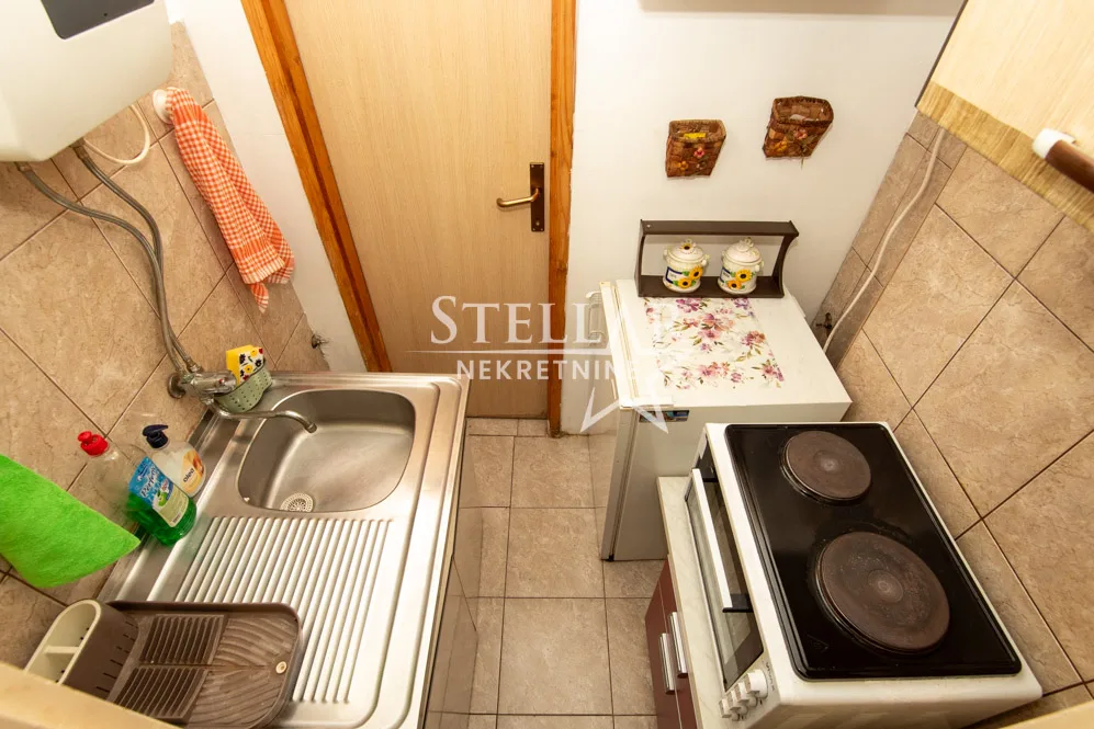 e4874e2d-a932-4db4-b756-e5820c495942.webp