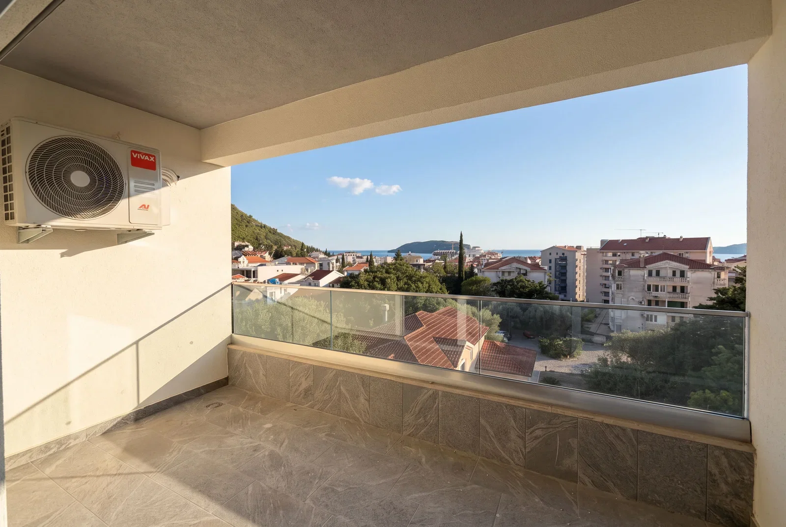 Sale - Apartment Budva, Ostalo