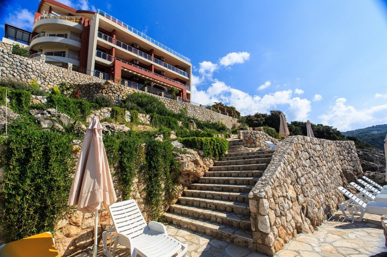 Prodaja - Stan Bar, Bar