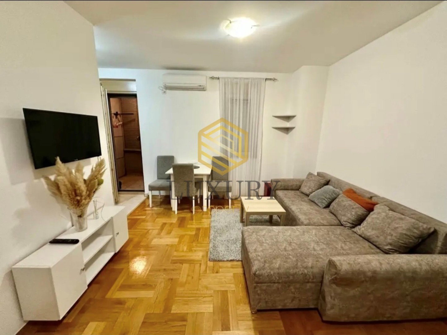 Kiralık - Daire Podgorica, Stari Aerodrom