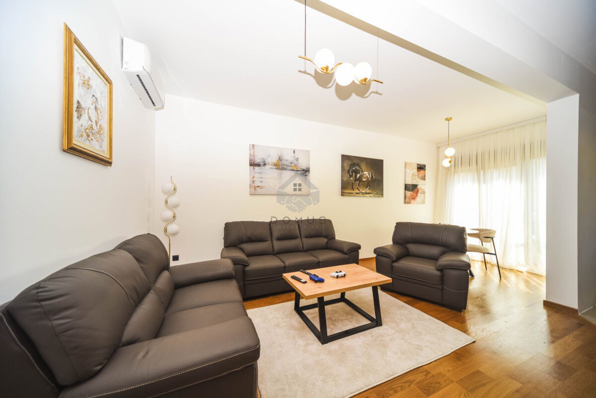 Sale - Apartment Podgorica, Vezirov Most