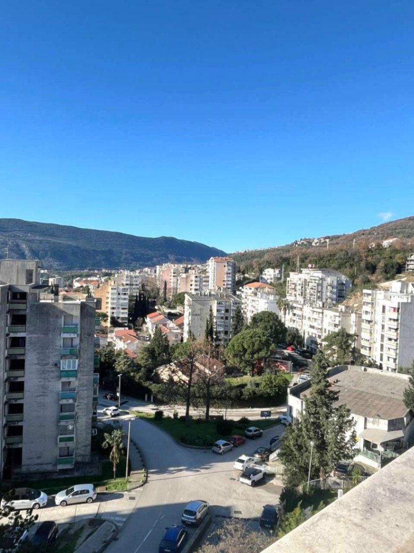 Prodaja - Stan Herceg Novi, Topla