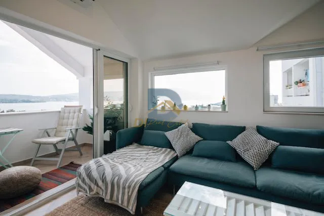 Продаж - Квартира Tivat, Centar