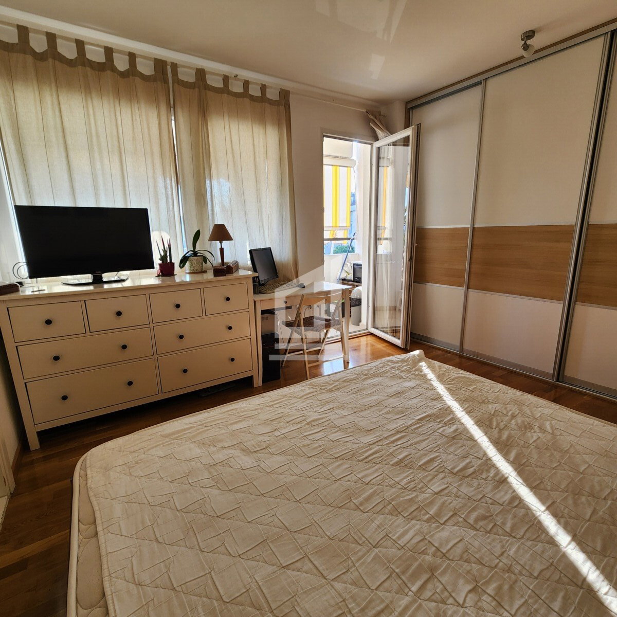 Slika nekretnine 8
