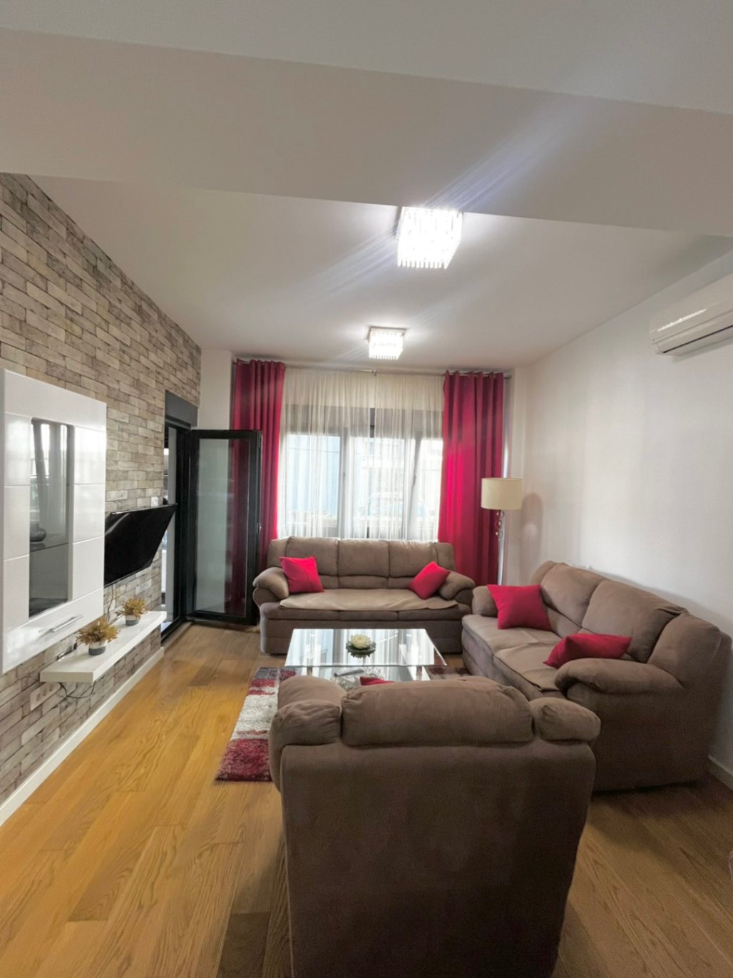 Rent - Apartment Podgorica, Centar