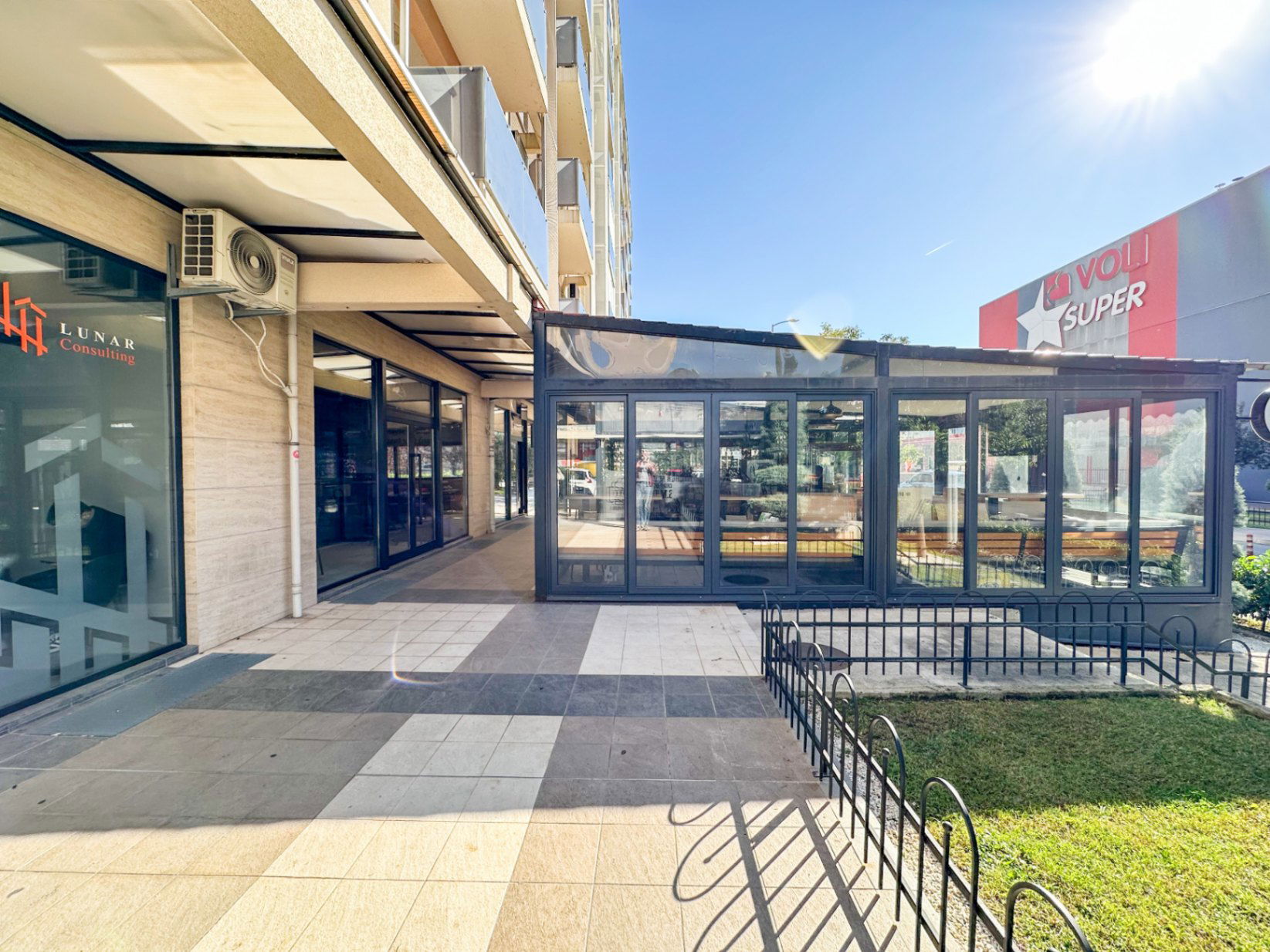 Продаж - Офісне приміщення Podgorica, City Kvart