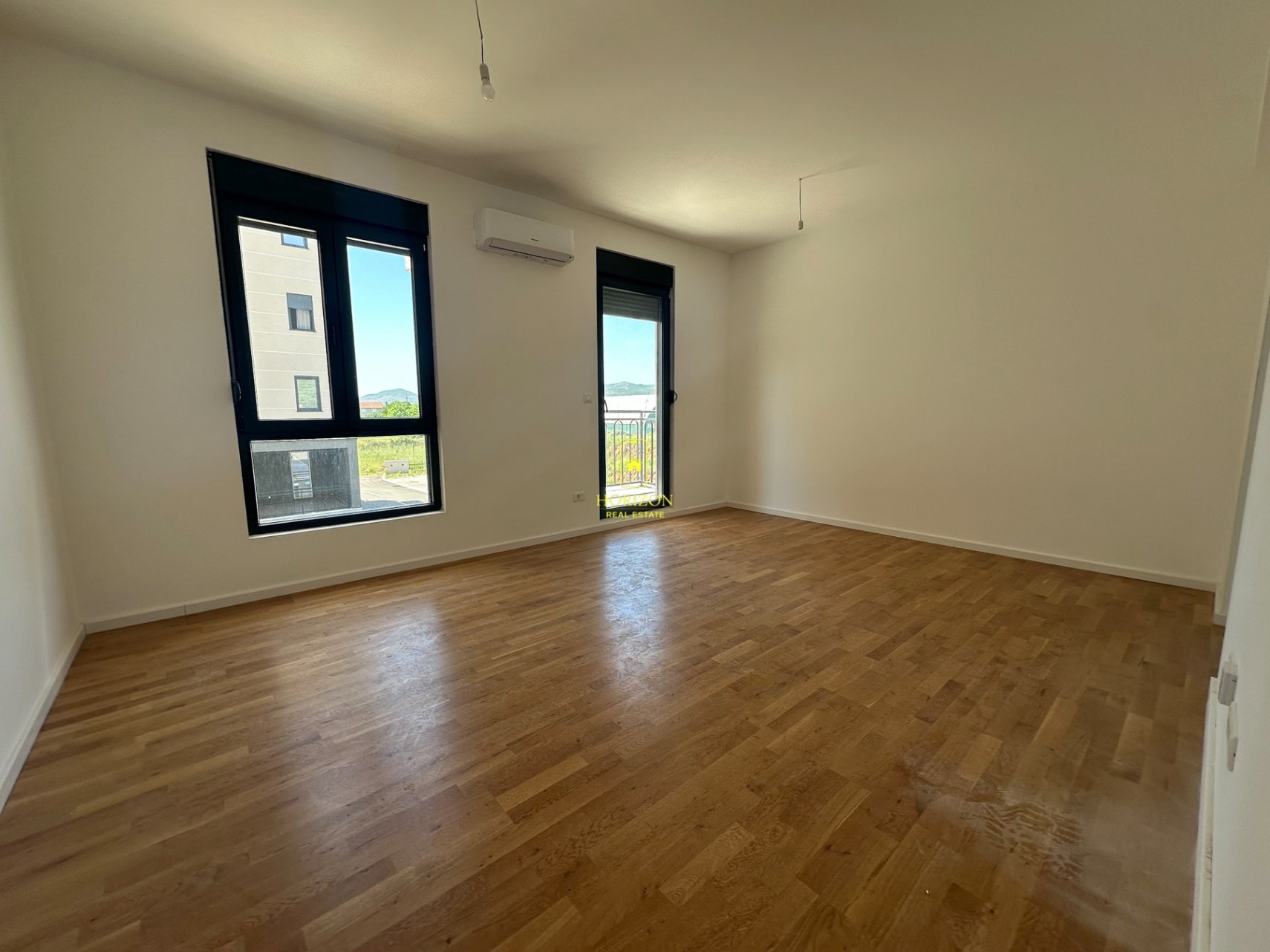 Sale - Apartment Podgorica, Tološi