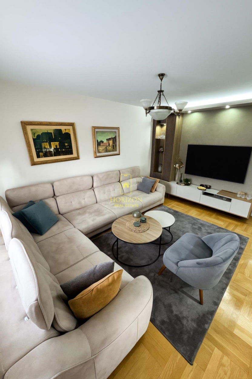 Sale - Apartment Podgorica, Stari Aerodrom