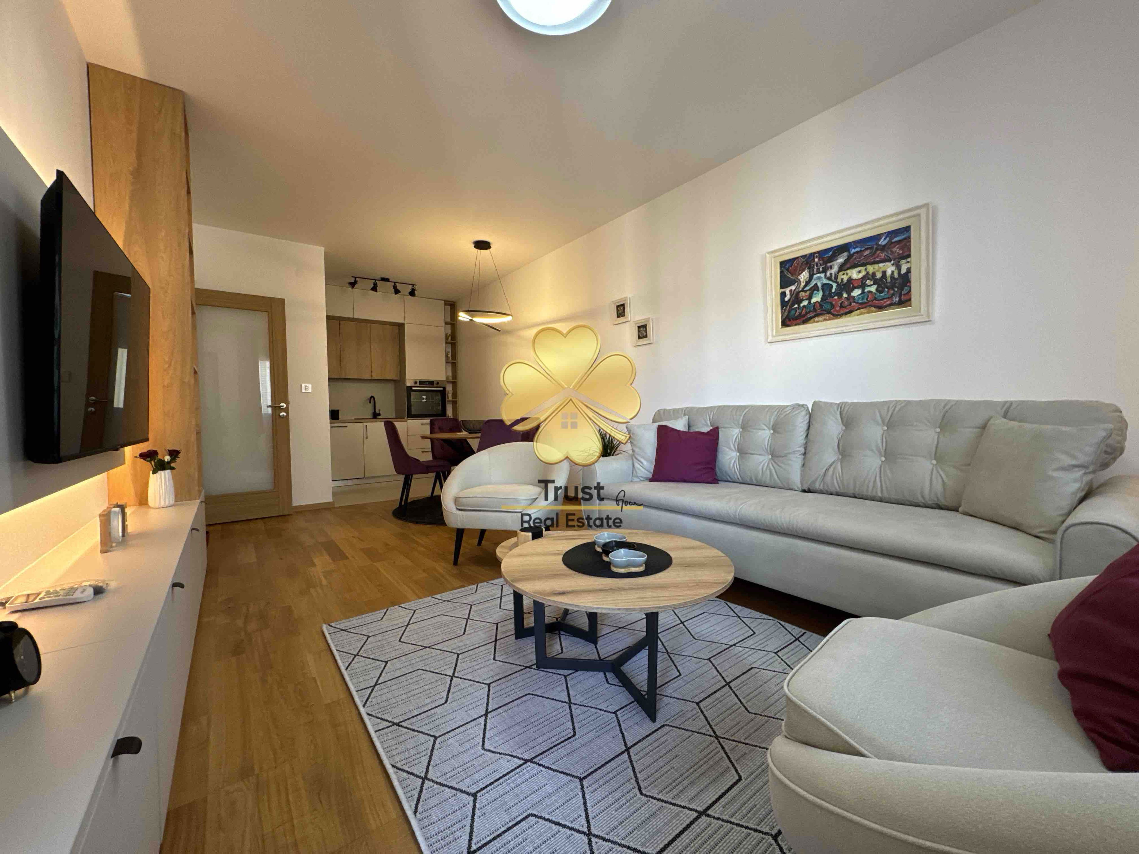 Izdavanje - Stan Podgorica, Podgorica