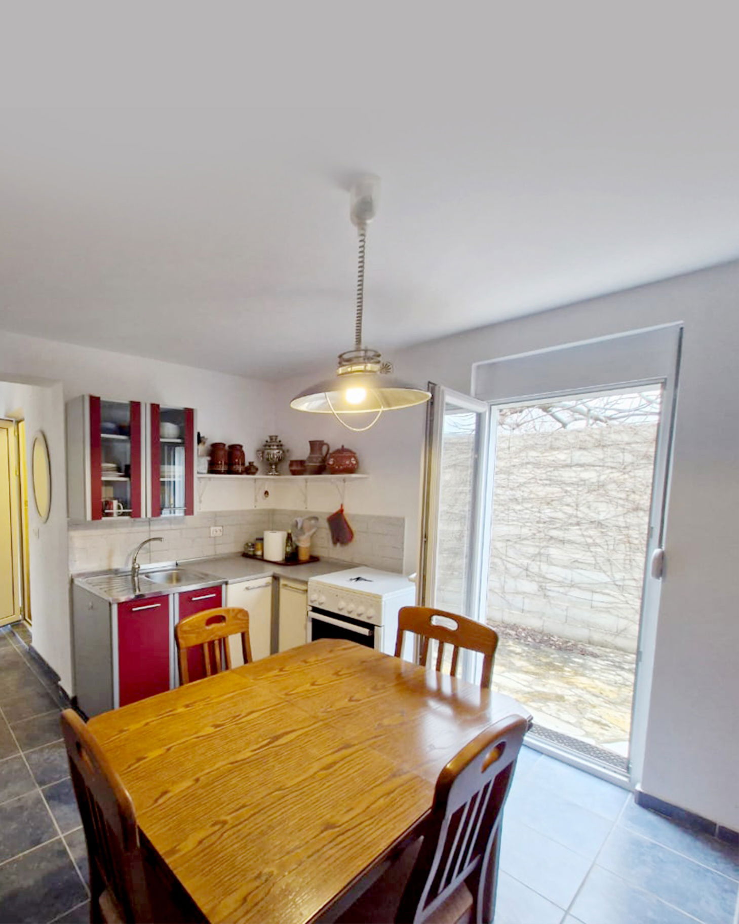 Sale - House Bar, Dobre Vode