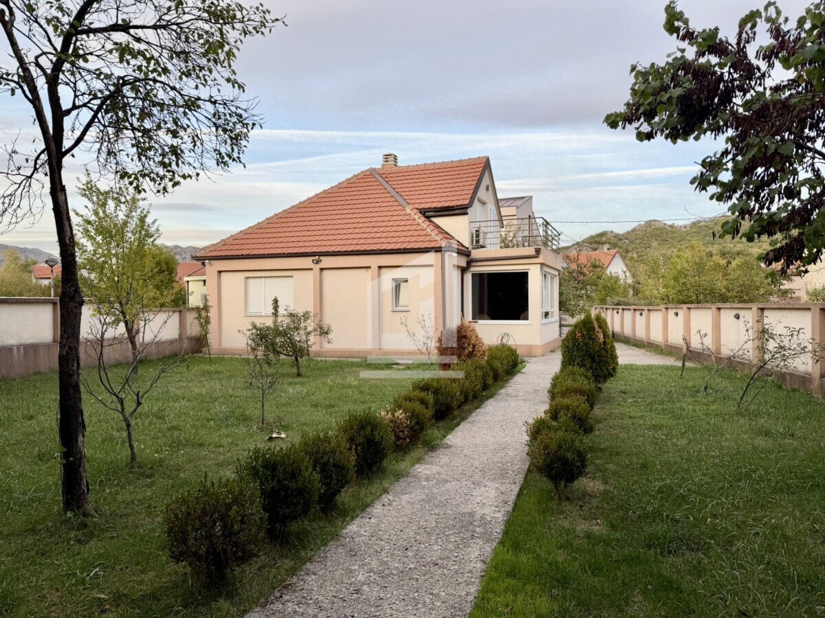 Slika nekretnine 8