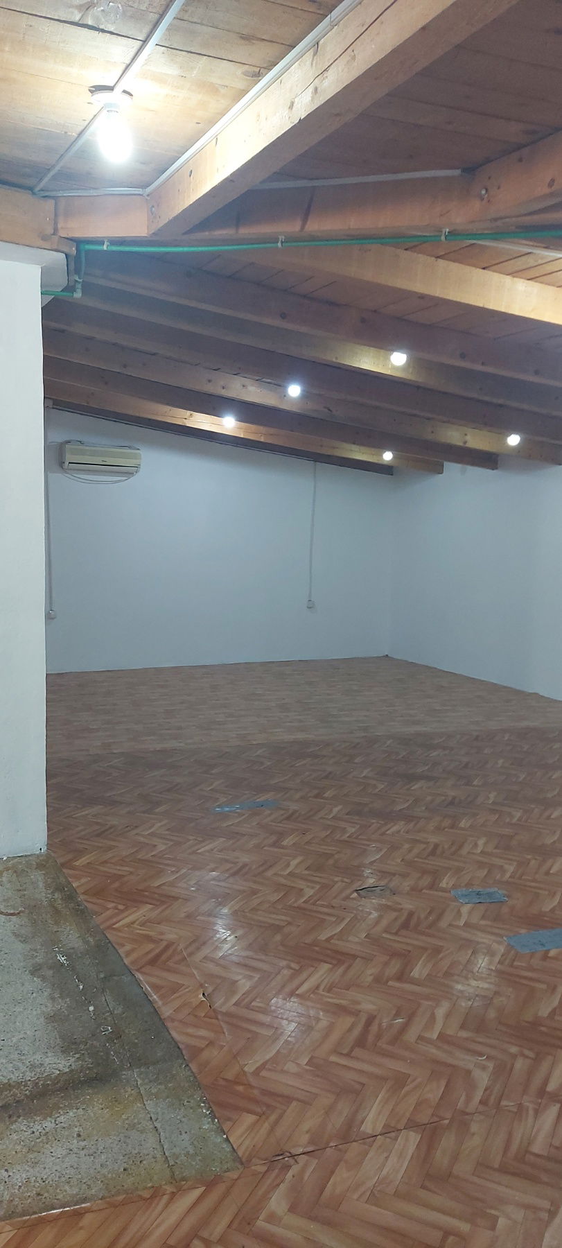 ea16412f-d309-4120-8498-82ae26885ef4.jpg