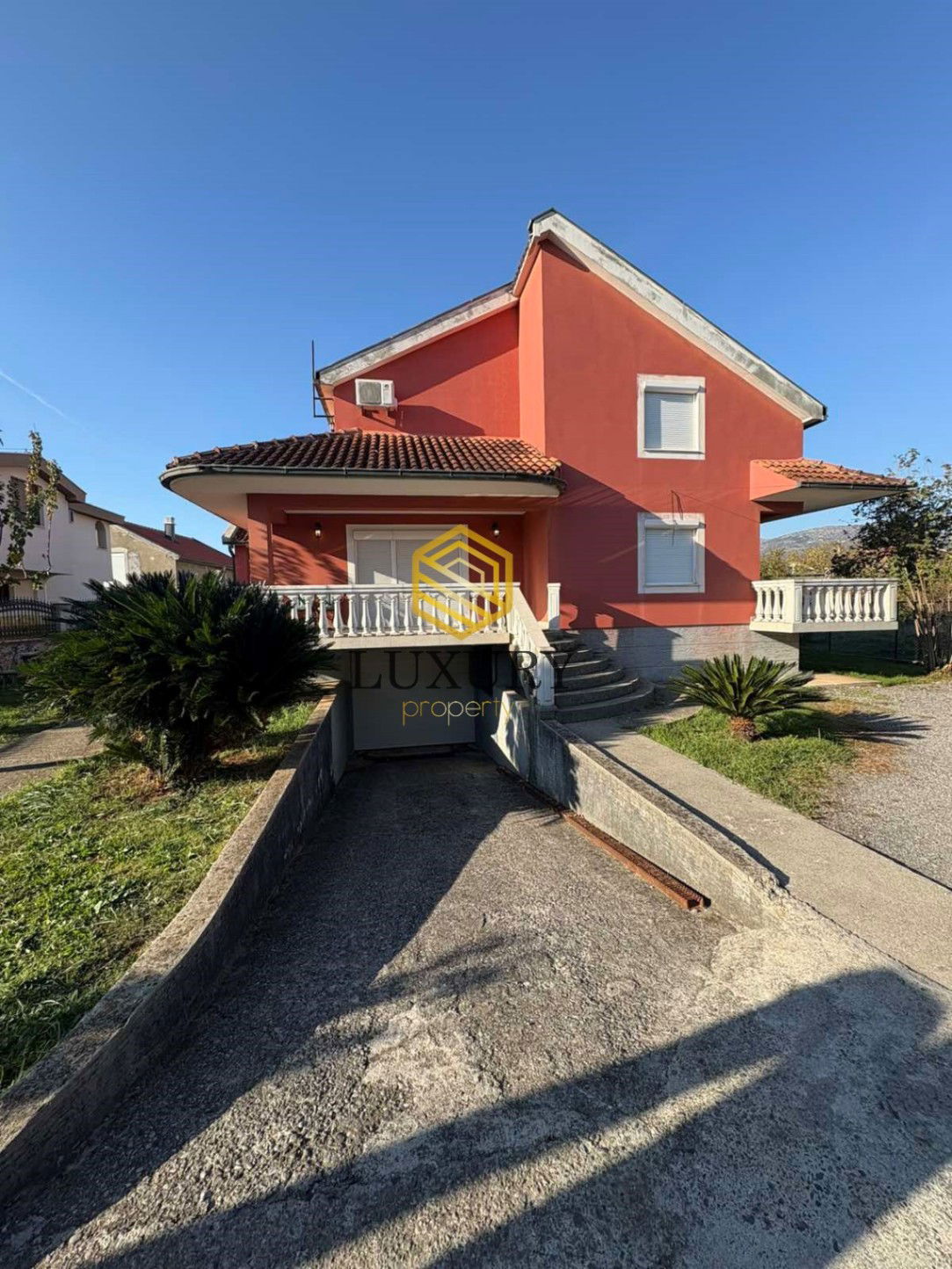 Rent - House Podgorica, Zlatica