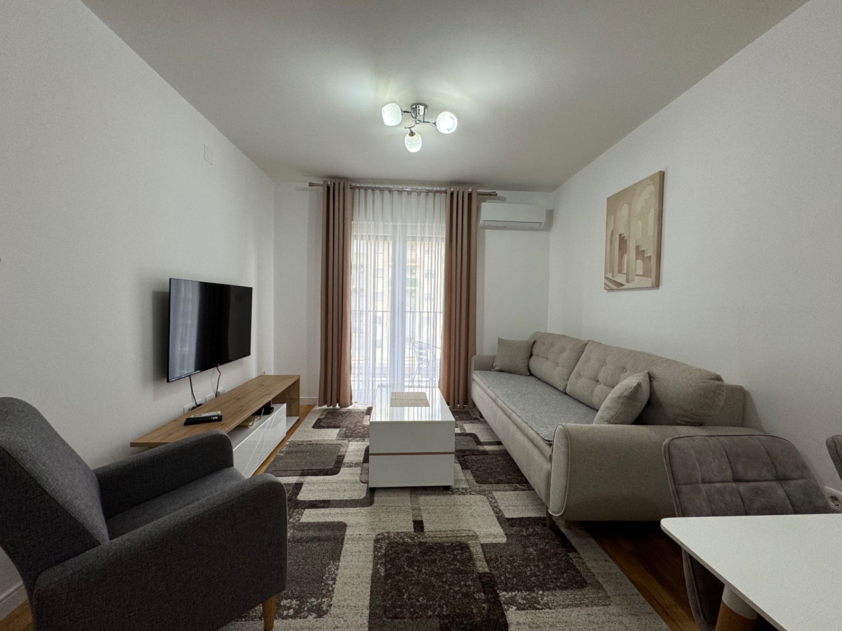 Izdavanje - Stan Podgorica, Zabjelo